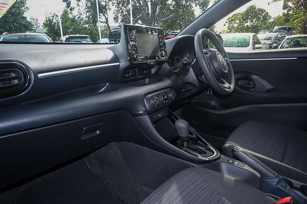 2024 Toyota Yaris Ascent Sport MXPA10R