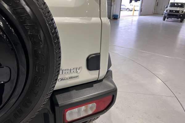 2022 Suzuki Jimny GJ