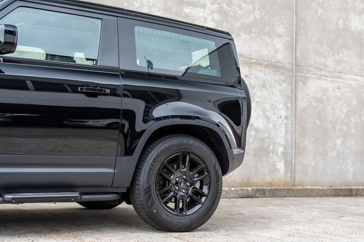 2025 Land Rover Defender 90 D250 S L663