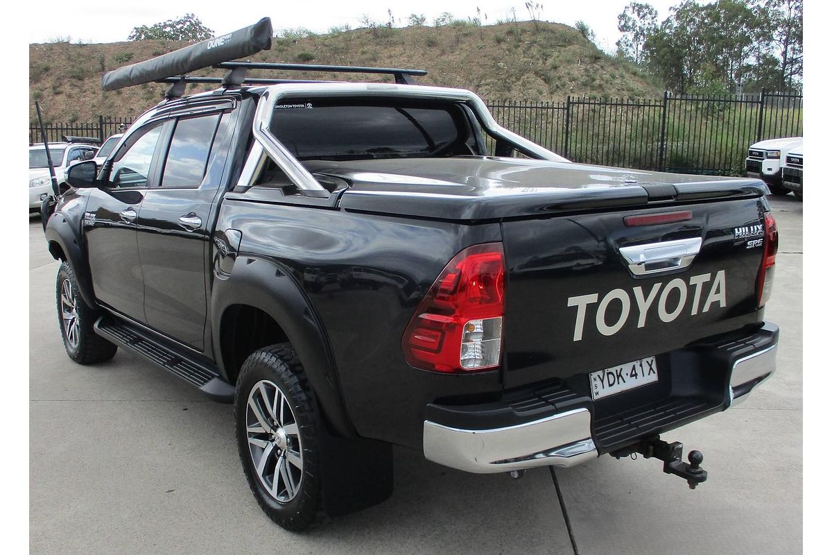 2016 Toyota Hilux SR5 GUN126R