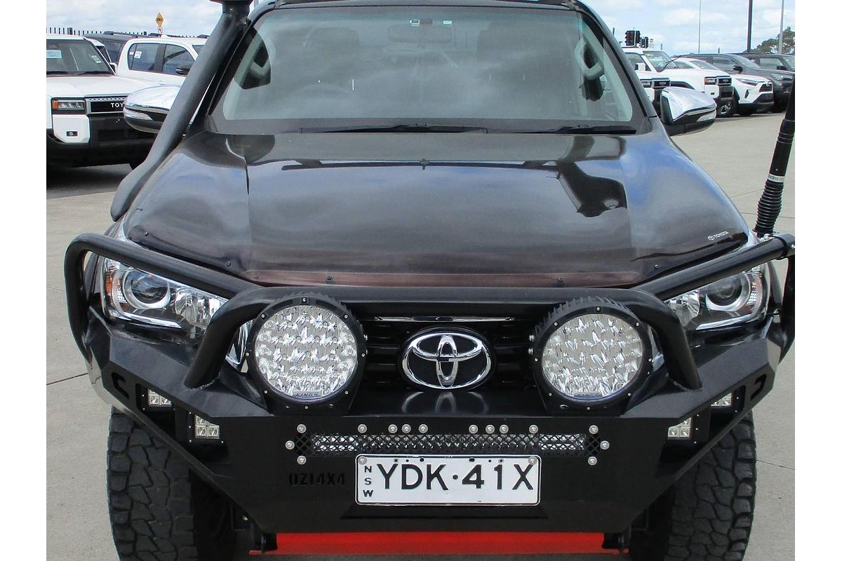 2016 Toyota Hilux SR5 GUN126R
