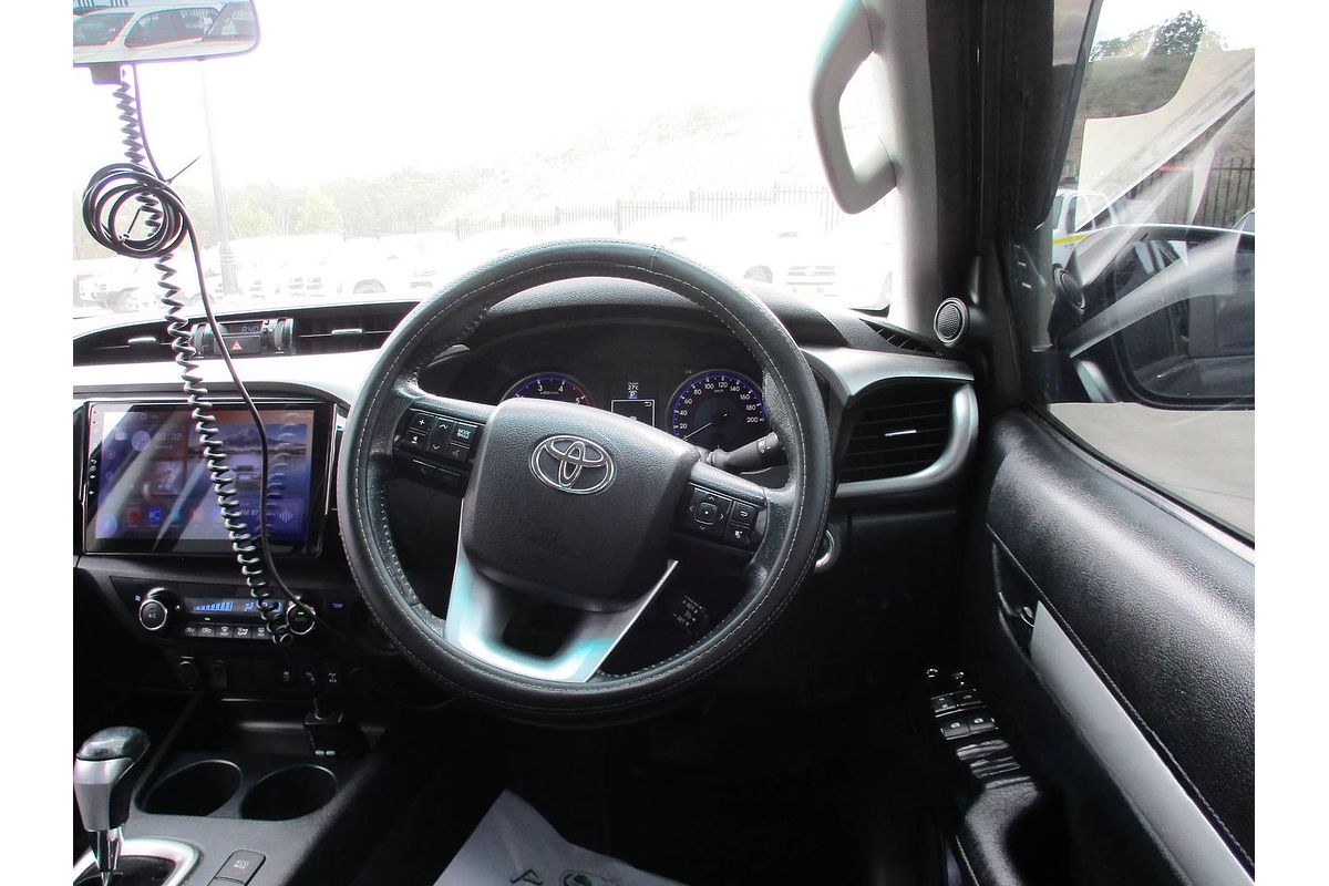 2016 Toyota Hilux SR5 GUN126R