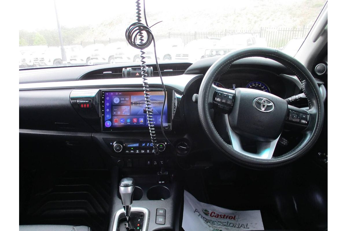 2016 Toyota Hilux SR5 GUN126R