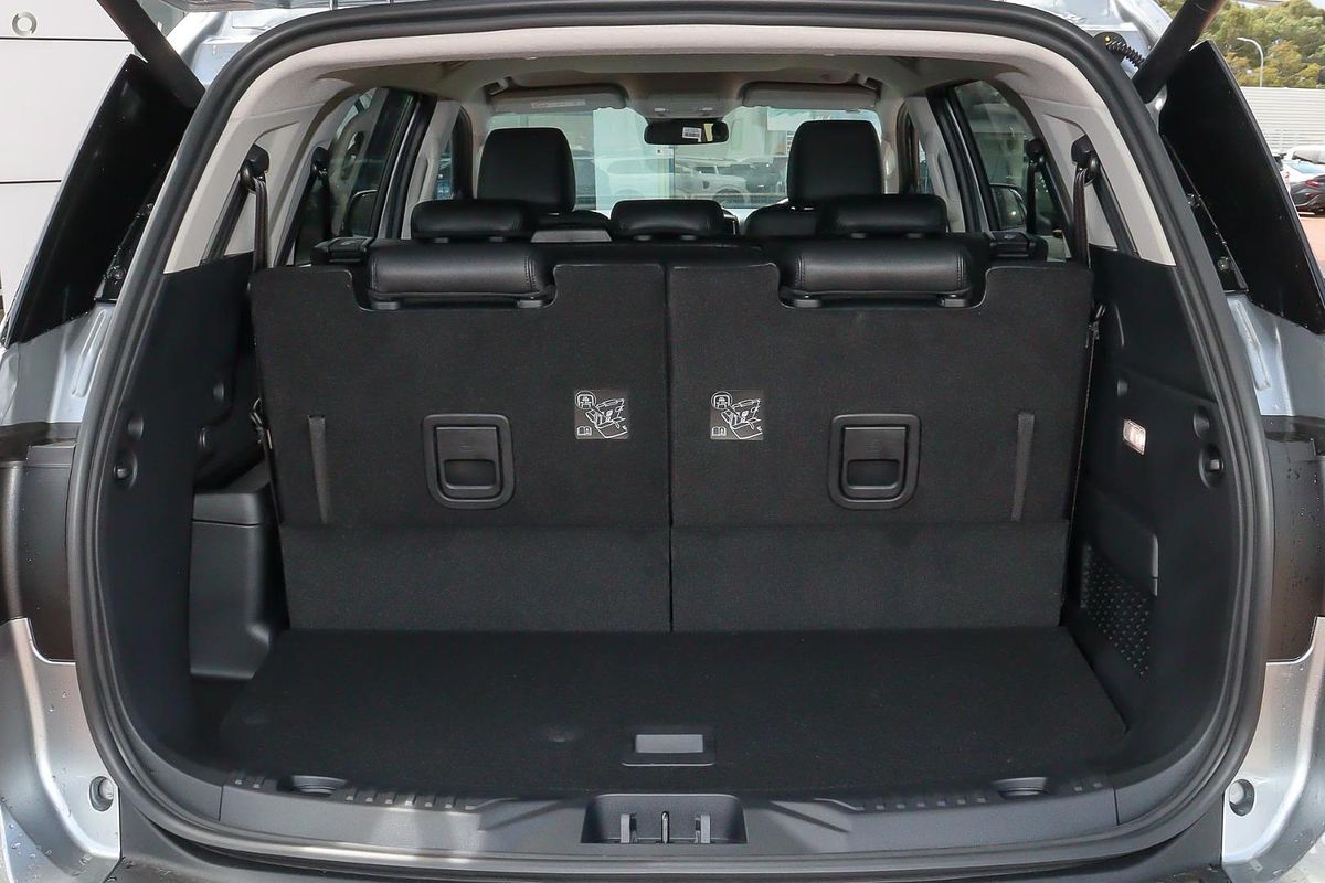 2025 Ford Everest Sport
