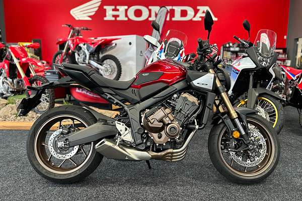 2024 Honda CB650R E-CLUTCH