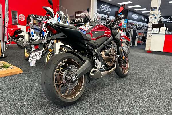 2024 Honda CB650R E-CLUTCH