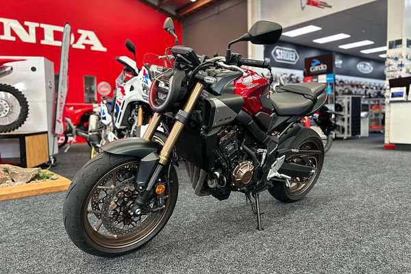 2024 Honda CB650R E-CLUTCH