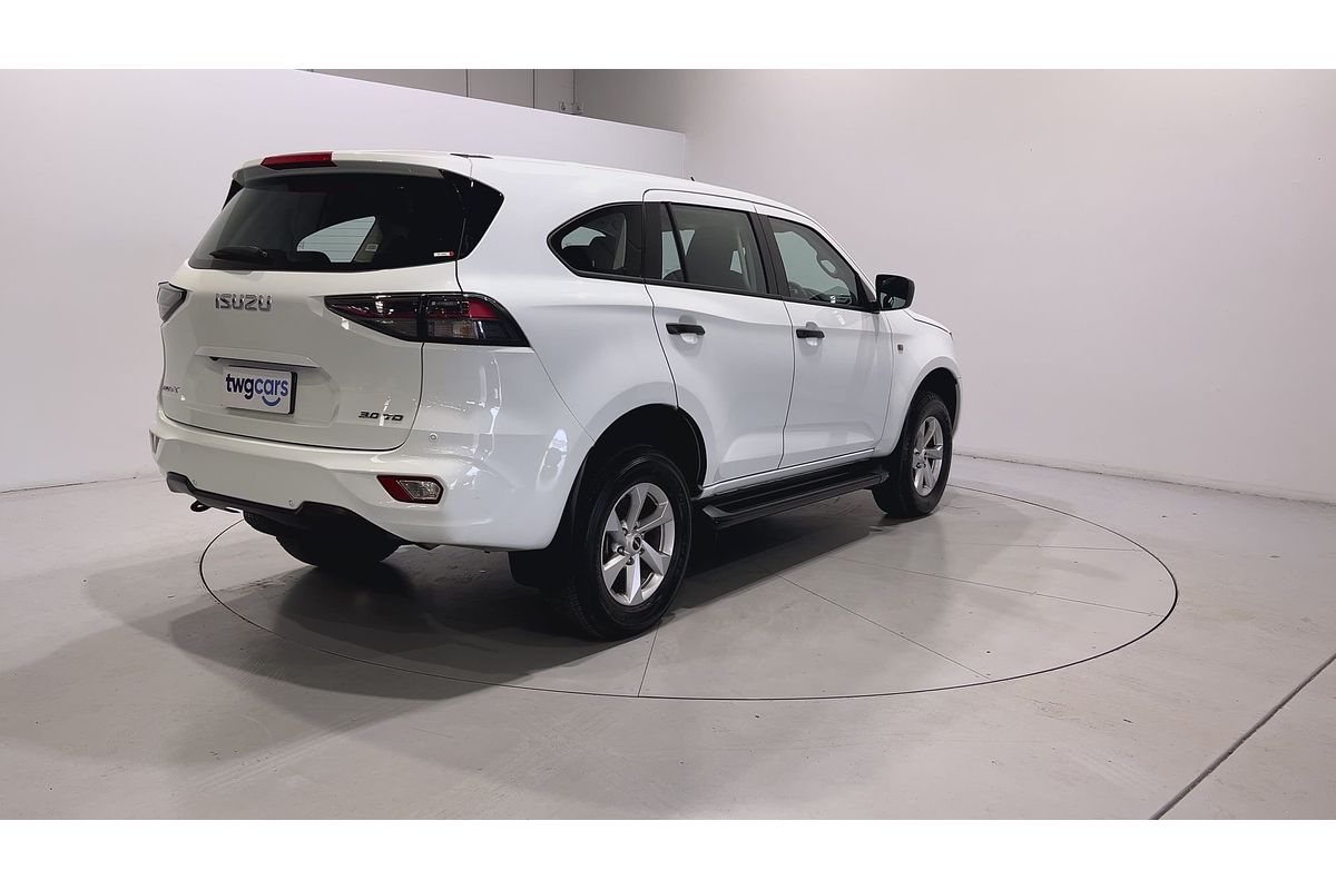 2023 Isuzu MU-X LS-M
