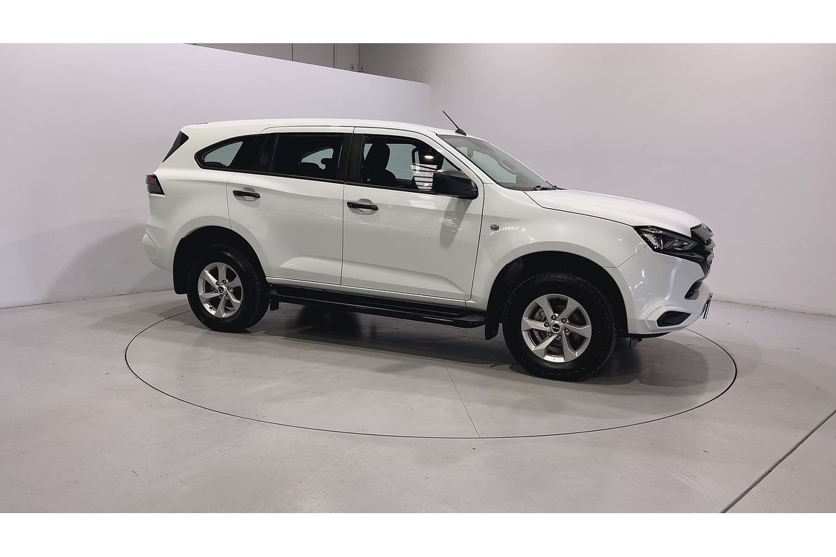2023 Isuzu MU-X LS-M