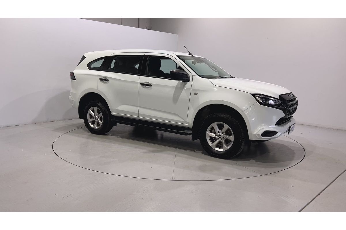 2023 Isuzu MU-X LS-M