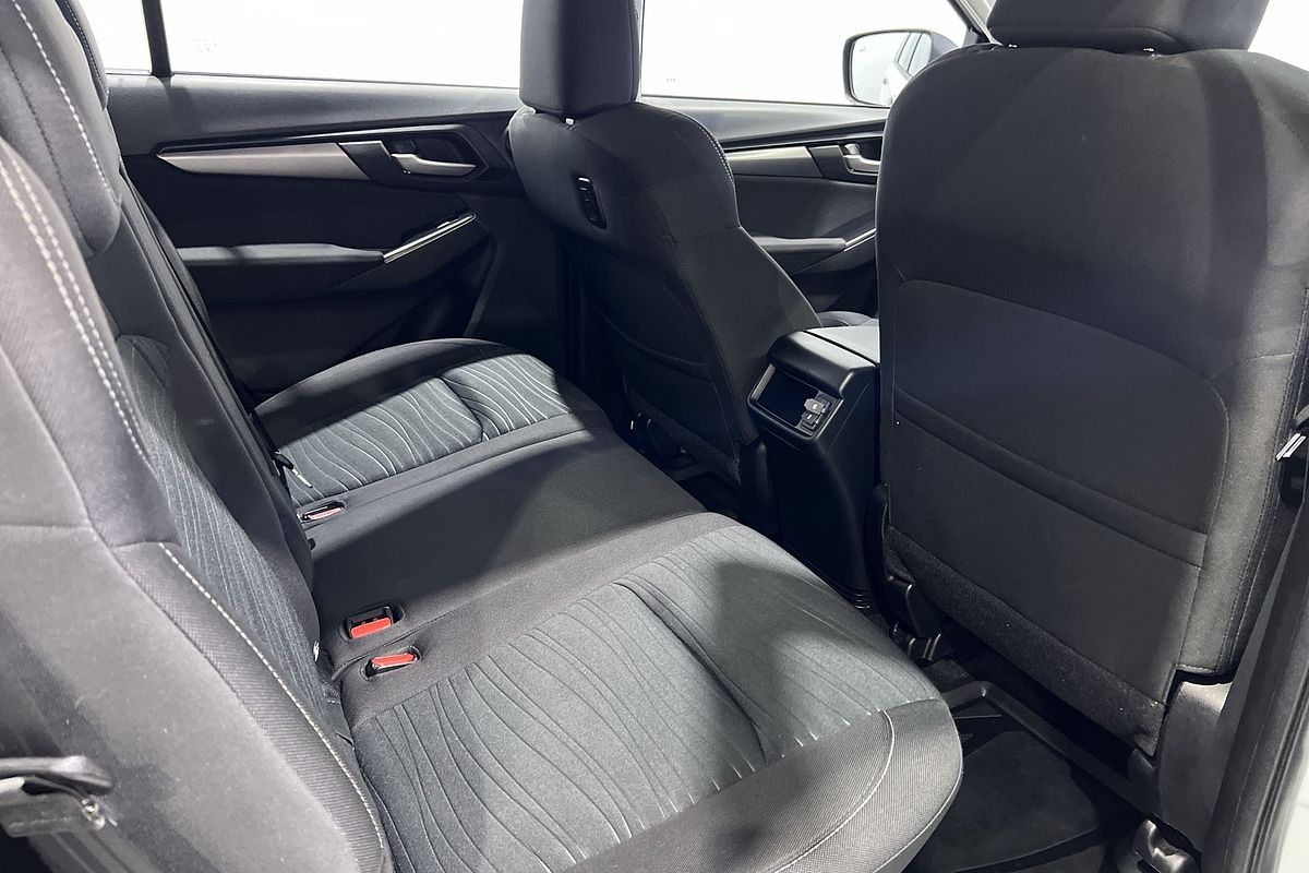2023 Isuzu MU-X LS-M