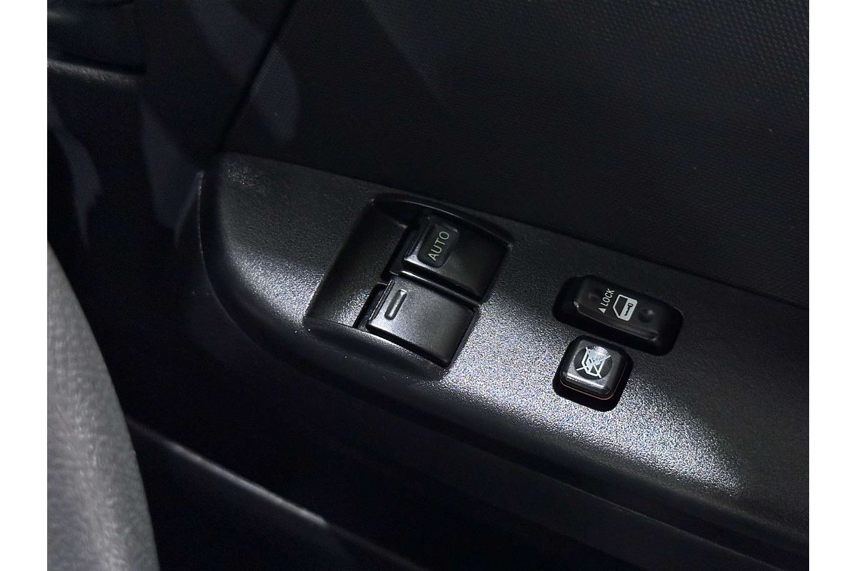 2015 Toyota Hiace DX TRH200V