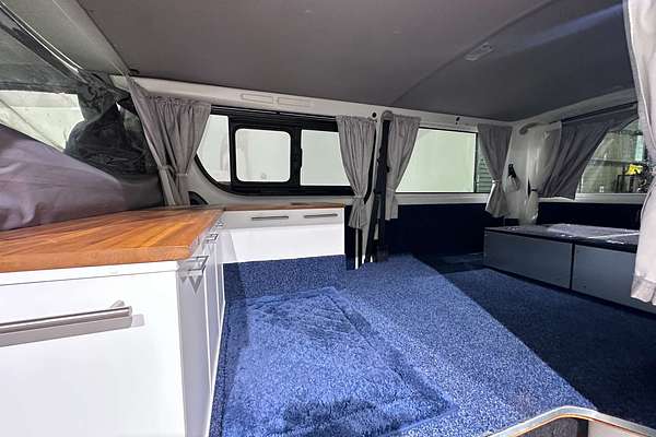 2015 Toyota Hiace DX TRH200V
