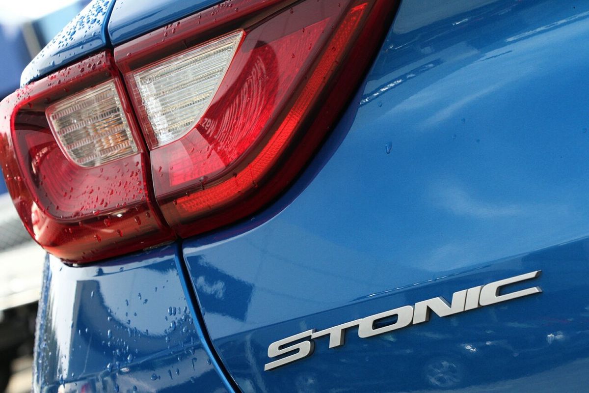 2022 Kia Stonic S YB