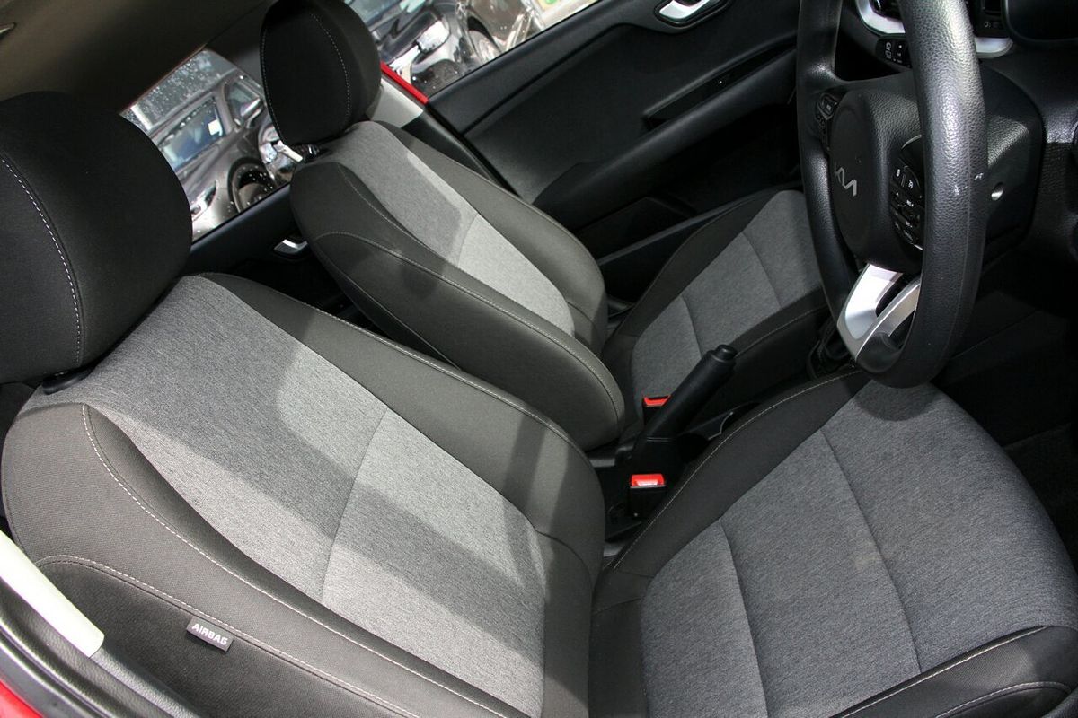 2022 Kia Stonic S YB