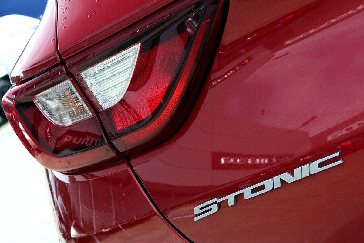 2022 Kia Stonic S YB