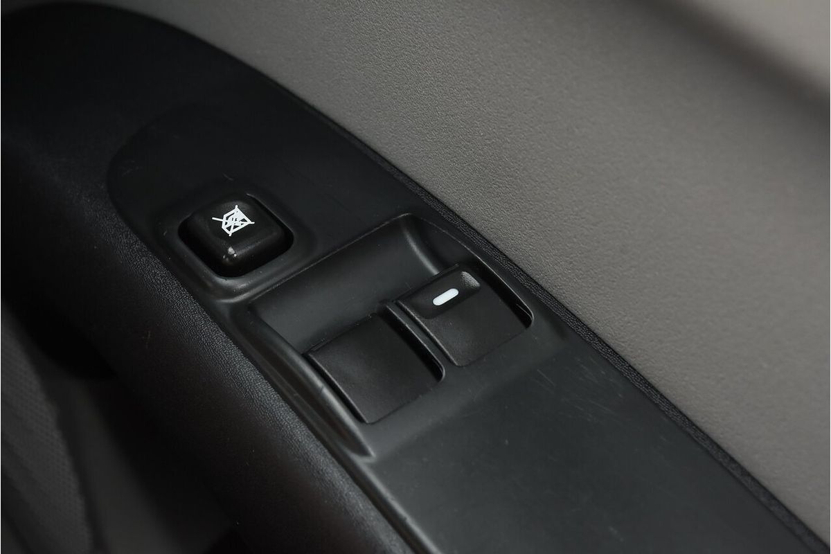 2014 Mitsubishi Triton GL MN Rear Wheel Drive