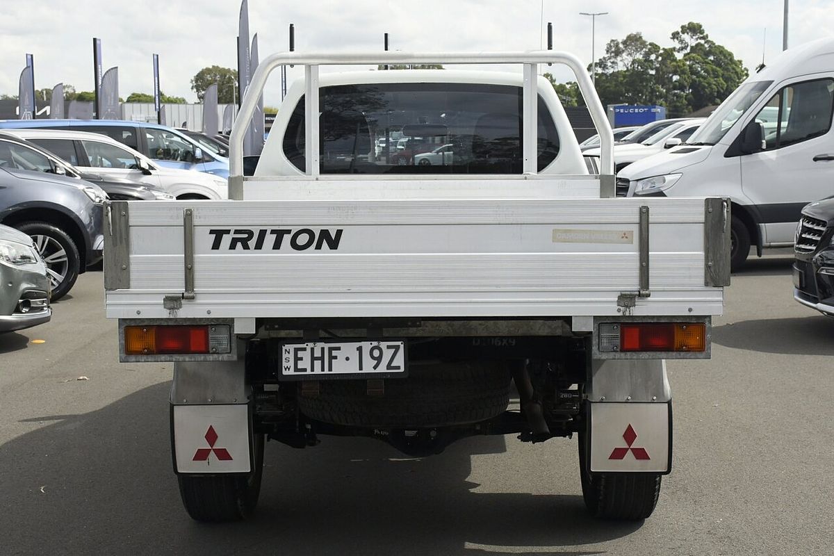 2014 Mitsubishi Triton GL MN Rear Wheel Drive