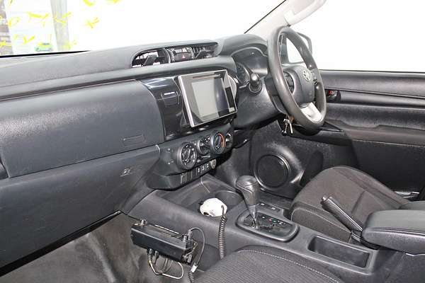 2019 Toyota Hilux SR GUN126R 4X4