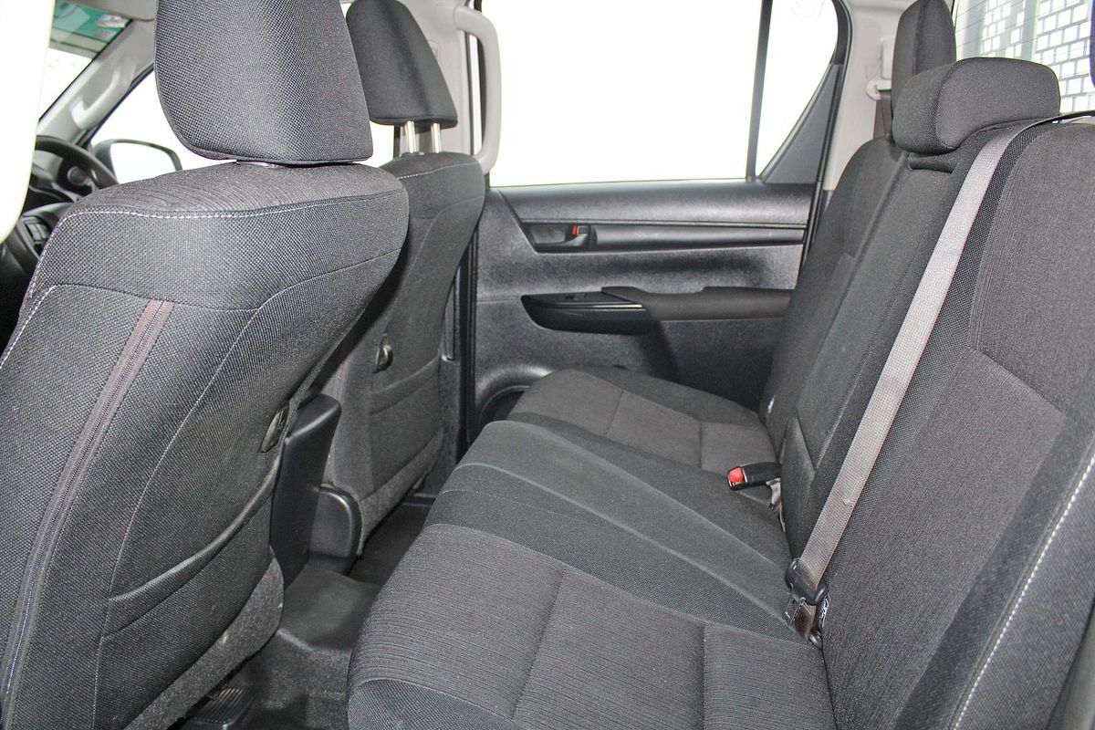 2019 Toyota Hilux SR GUN126R 4X4