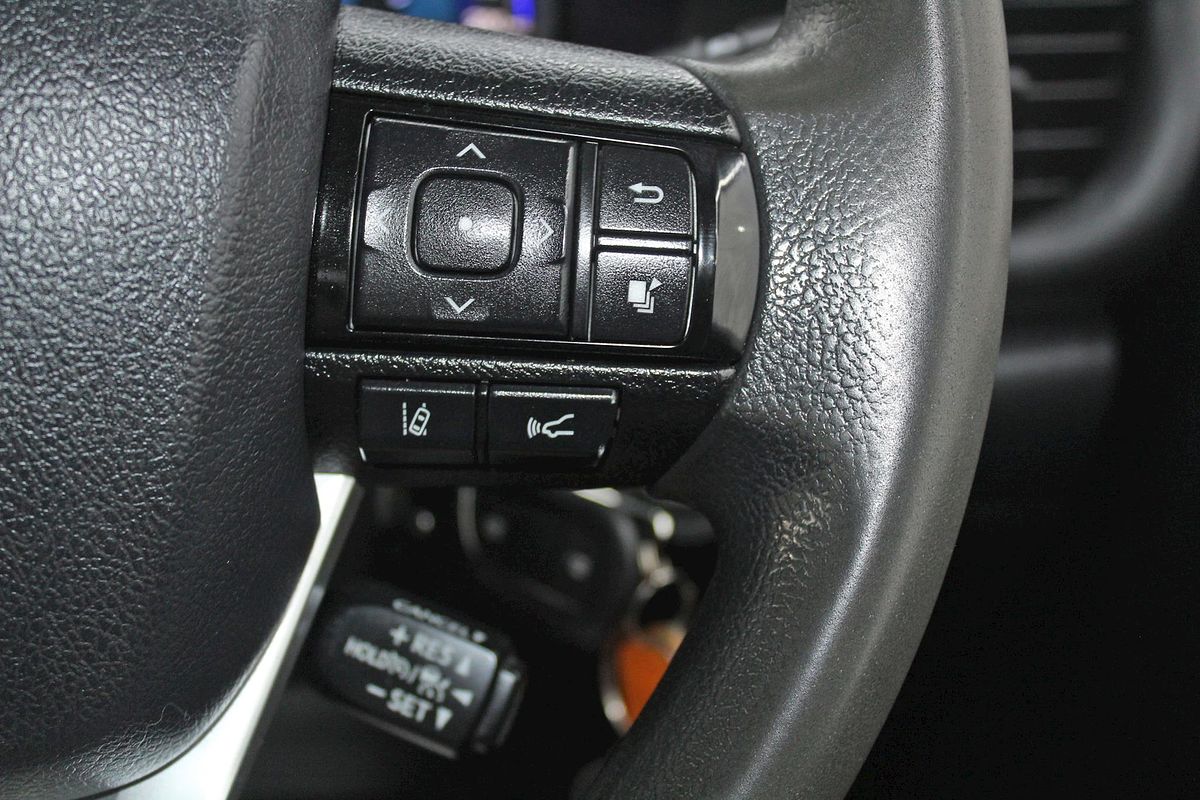 2019 Toyota Hilux SR GUN126R 4X4