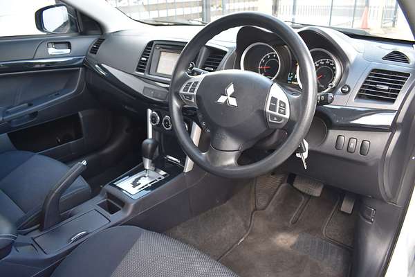 2017 Mitsubishi Lancer ES Sport CF