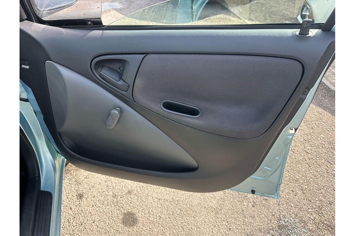 2004 Toyota Echo NCP12R