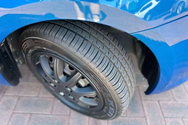 2010 Toyota Yaris YRS NCP93R