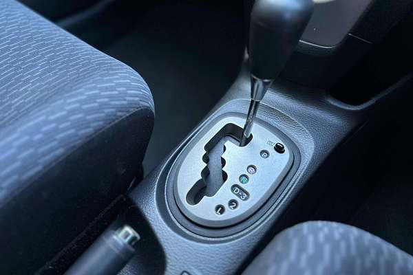 2010 Toyota Yaris YRS NCP93R