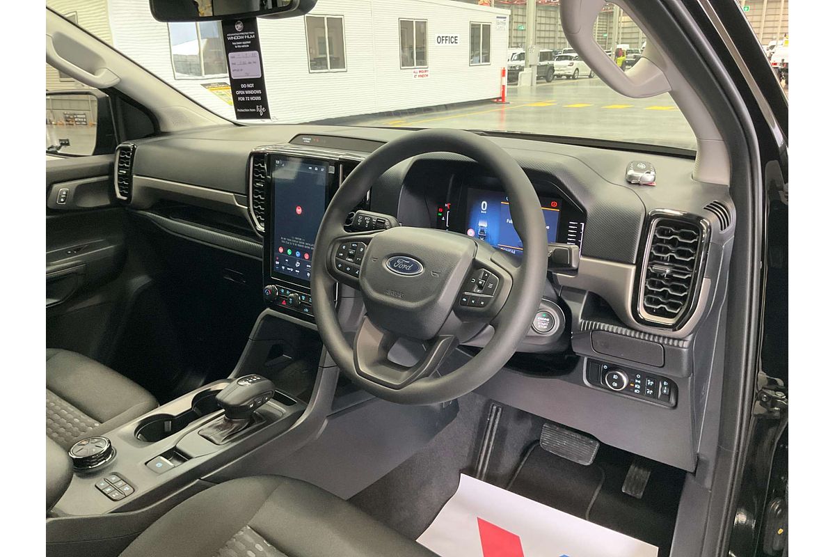 2024 Ford Everest Ambiente