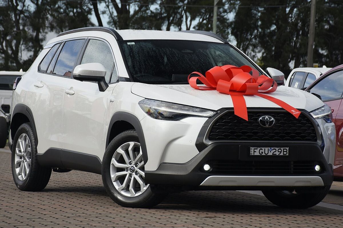 2024 Toyota Corolla Cross GXL MXGH10R
