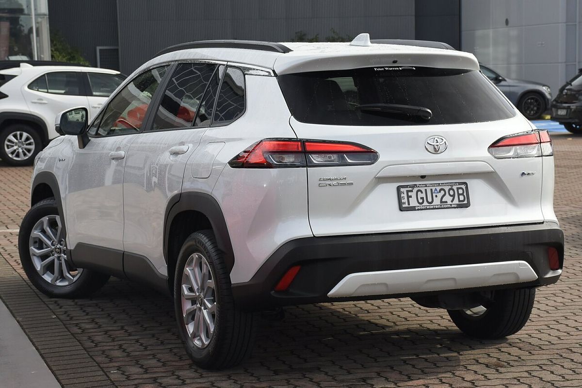 2024 Toyota Corolla Cross GXL MXGH10R