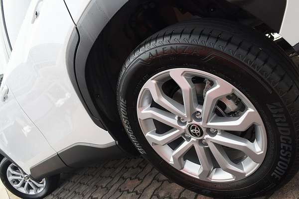 2024 Toyota Corolla Cross GXL MXGH10R