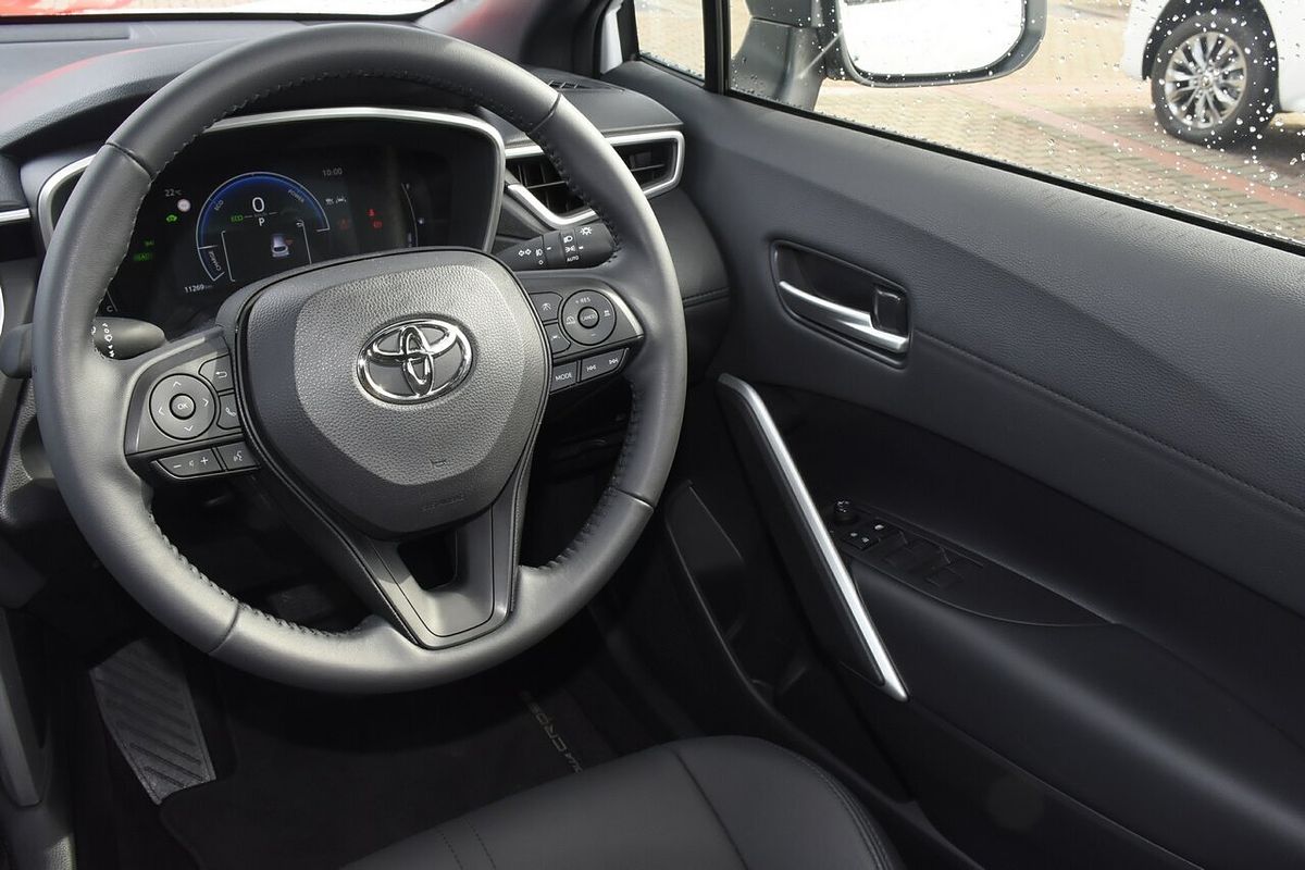 2024 Toyota Corolla Cross GXL MXGH10R