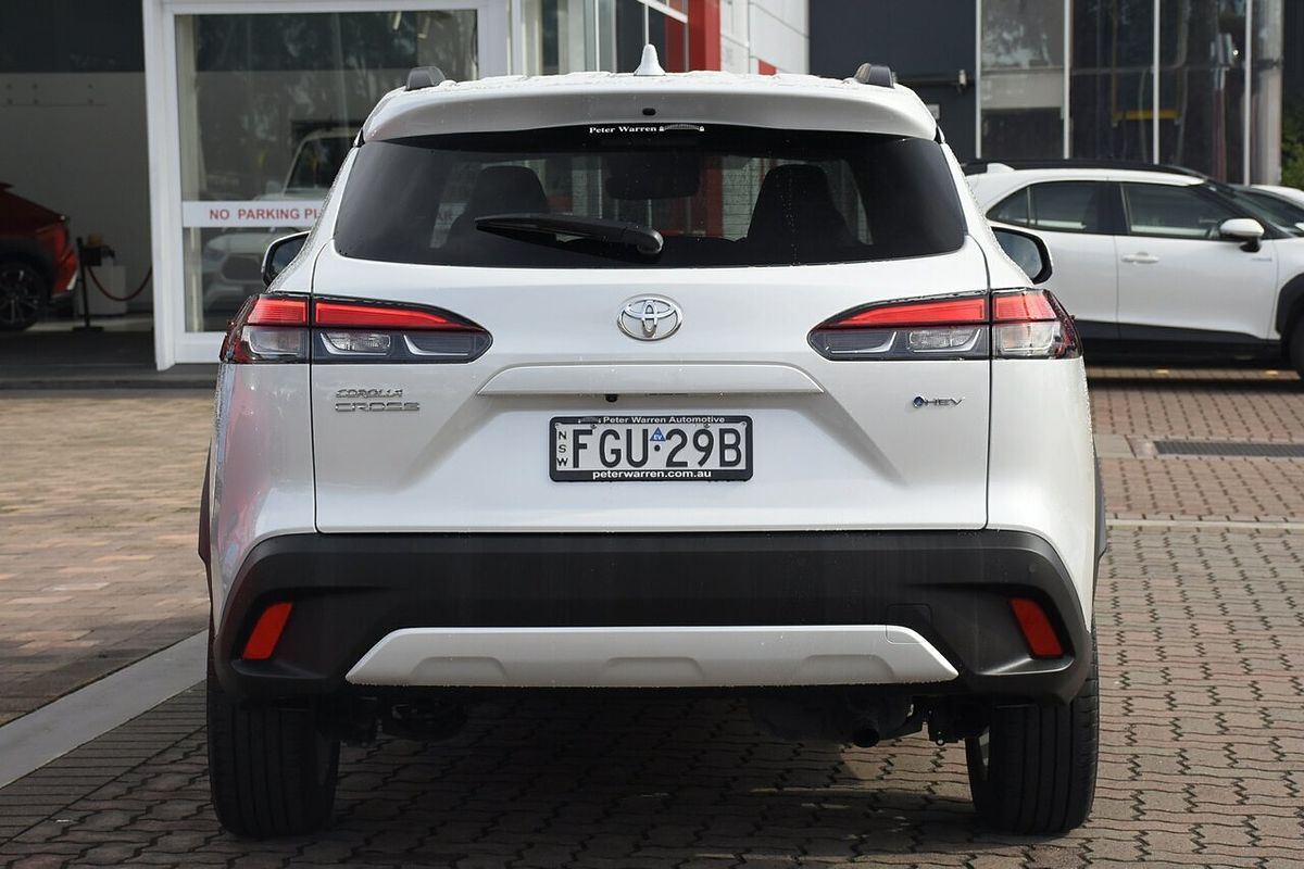 2024 Toyota Corolla Cross GXL MXGH10R