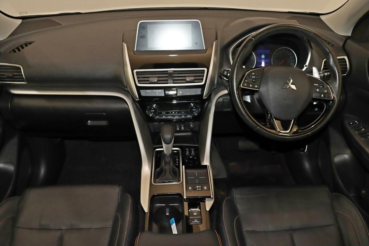 2017 Mitsubishi Eclipse Cross Exceed YA