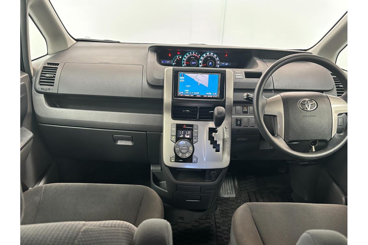 2009 Toyota VOXY WELCAB ZRR70