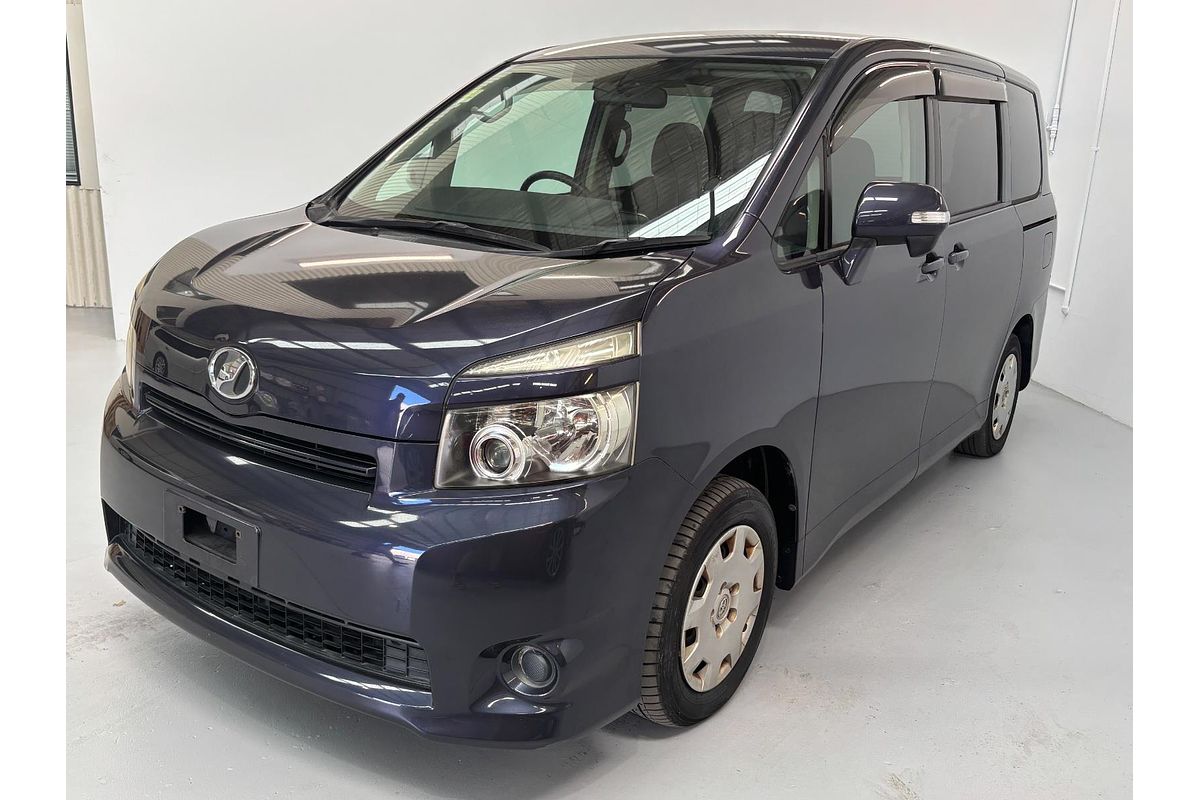 2009 Toyota VOXY WELCAB ZRR70