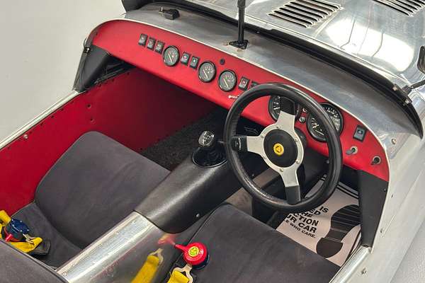 1999 Caterham Super 7 3