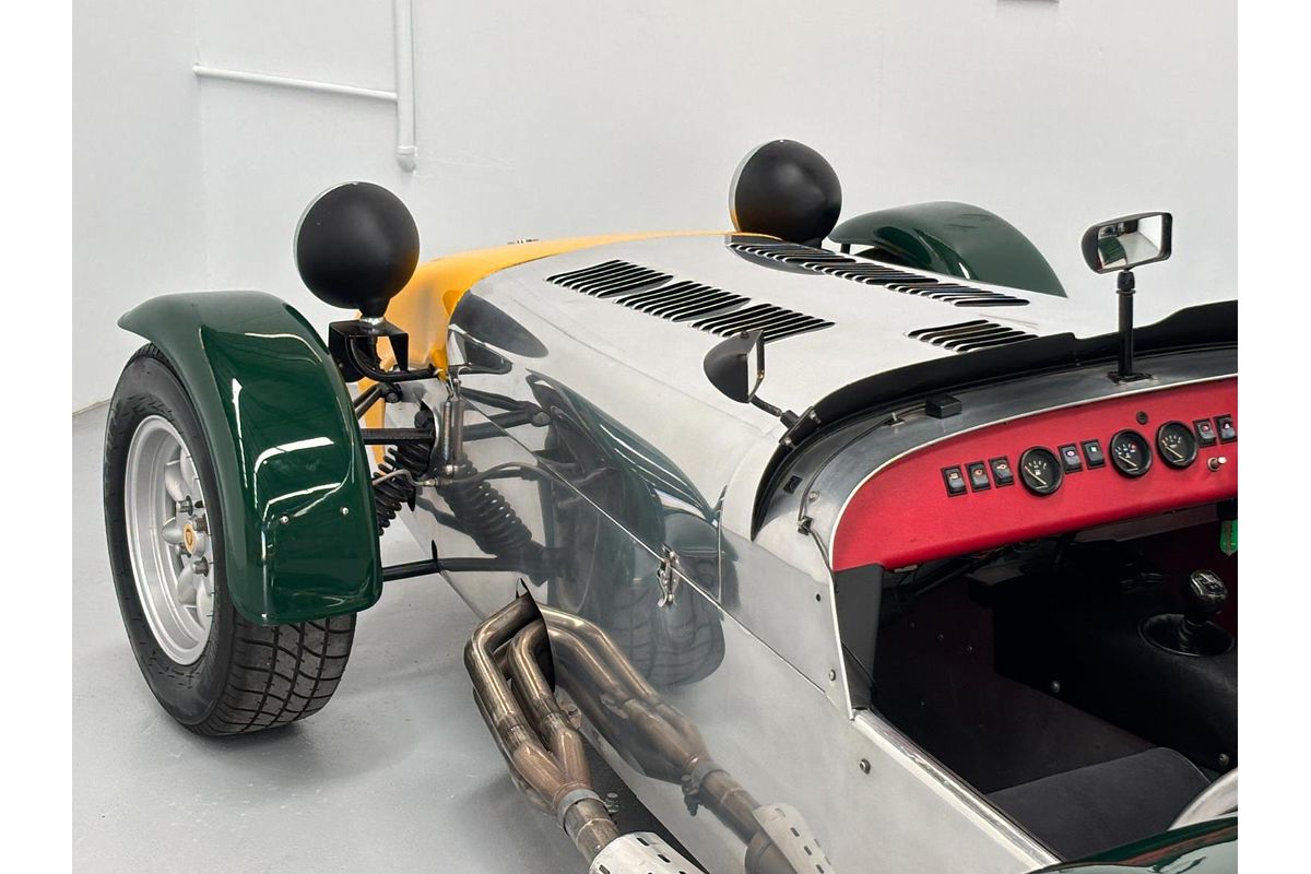 1999 Caterham Super 7 3