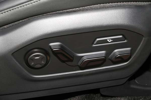 2025 Hyundai Santa Fe Calligraphy MX5.V1