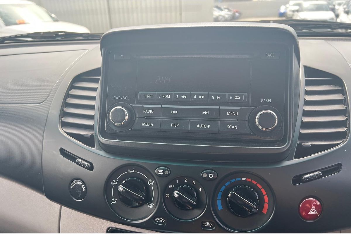 2014 Mitsubishi Triton GLX MN 4X4