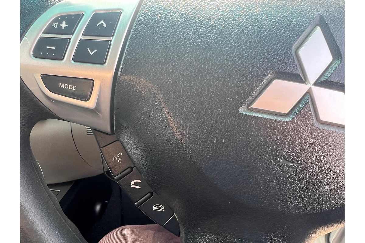 2014 Mitsubishi Triton GLX MN 4X4