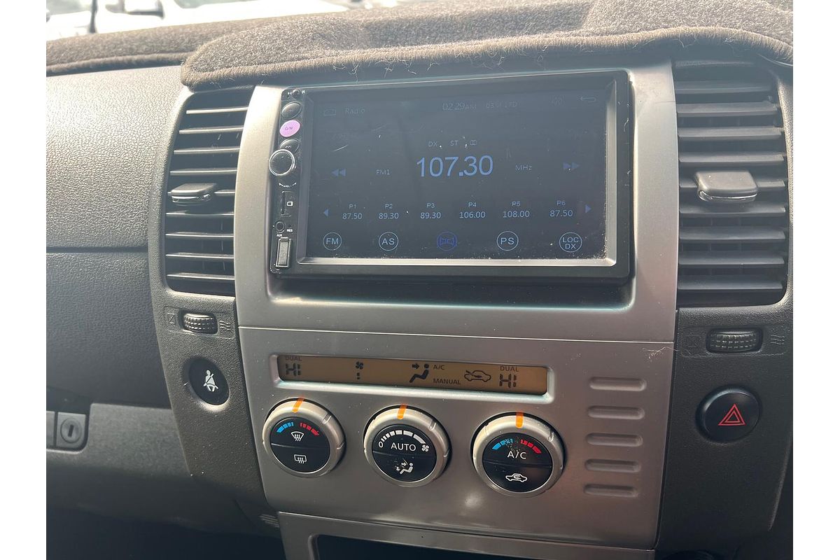 2005 Nissan Pathfinder ST-L R51