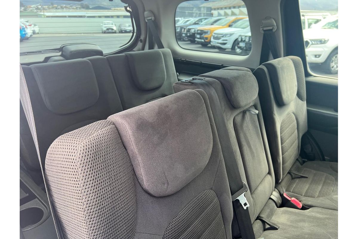 2005 Nissan Pathfinder ST-L R51