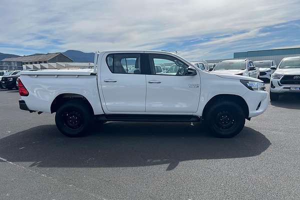 2017 Toyota Hilux SR GUN126R 4X4