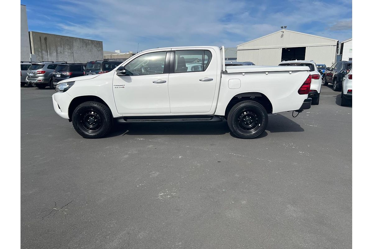 2017 Toyota Hilux SR GUN126R 4X4