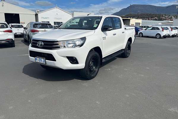 2017 Toyota Hilux SR GUN126R 4X4