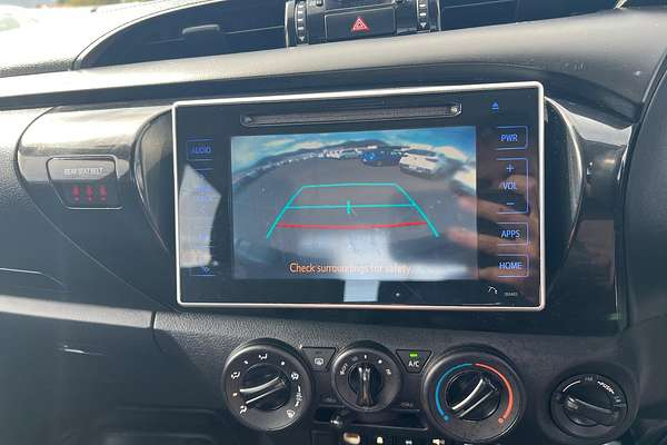 2017 Toyota Hilux SR GUN126R 4X4