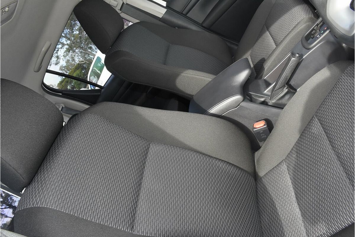 2019 Toyota Hilux Workmate TGN121R Rear Wheel Drive